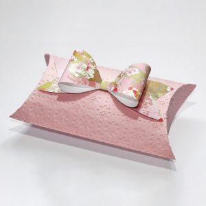 Wedding-Gift-Pillow-Boxes