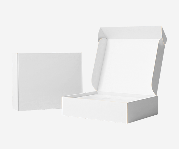 white mailer boxes