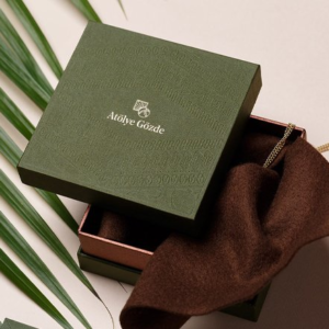Luxury Clothing Boxes