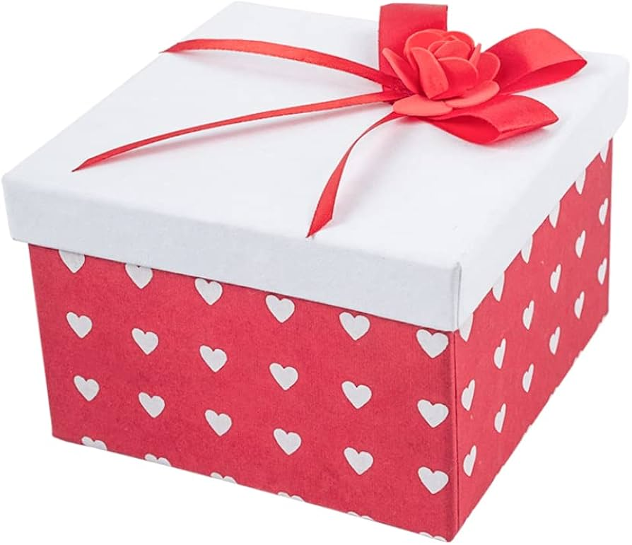 empty valentine gift boxes